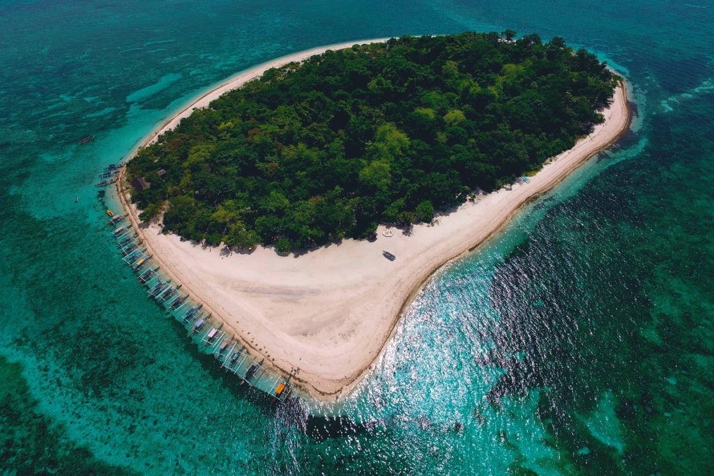 Best Must-See Destinations in the Philippines!