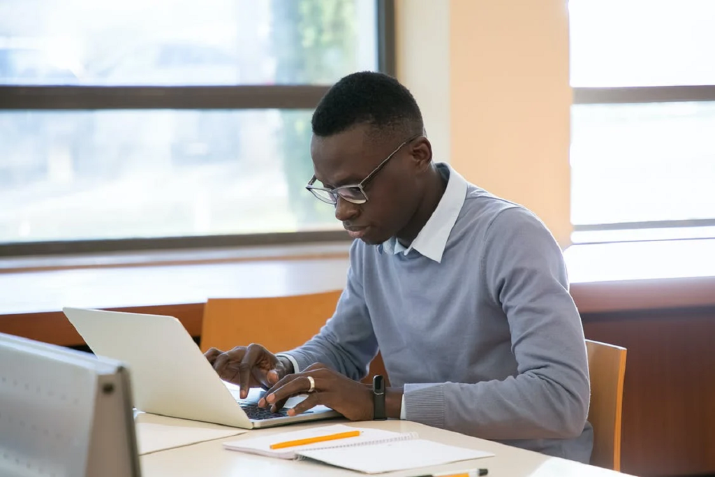 A Complete Guide to GED Online Classes: Overview, Eligibility Criteria and Courses.
